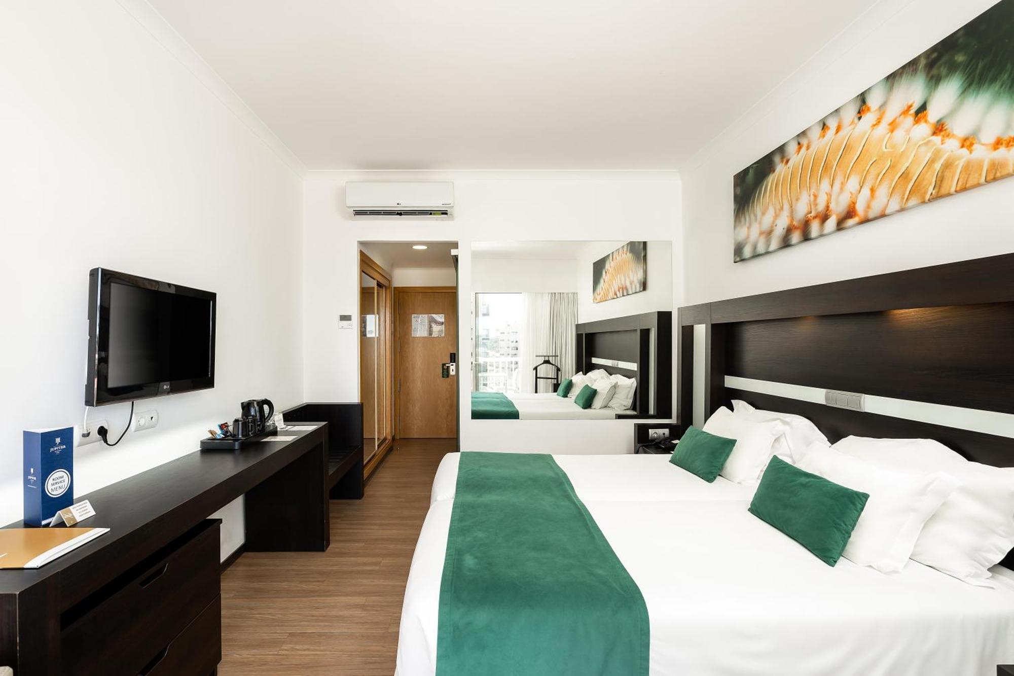 Jupiter Algarve Hotel Portimao Bagian luar foto